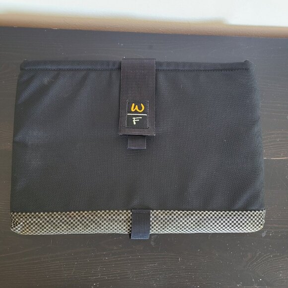 Waterfield Designs SF Bags Padded Laptop Tablet Computer Sleeve Case Black - Picture 1 of 8